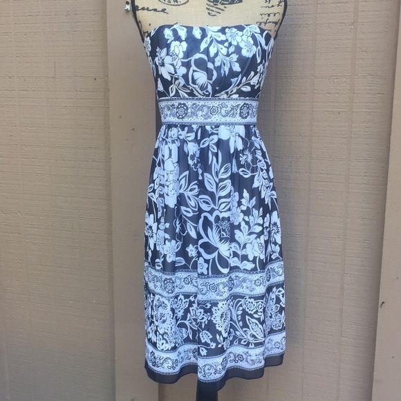 Sz 10 White House Black Market Strapless Dress - Picture 1 of 6